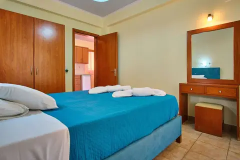 Yiannis Village Sidari in Λιβάδι — foto 11