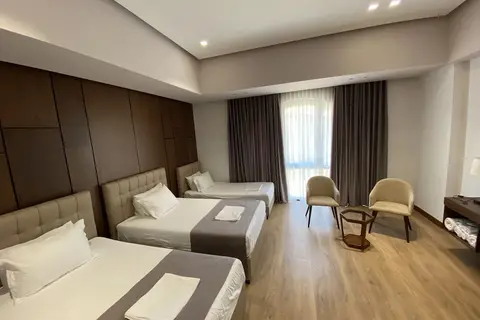 Portik Hotel in Berat — foto 10