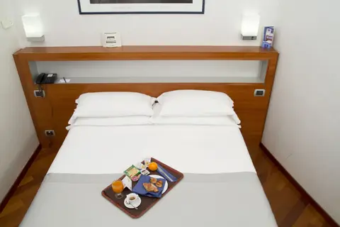 Best Western Hotel Plaza in Napels — foto 11