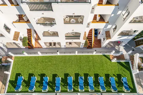 Holiday Center Santa Ponsa in Calvià — foto 6
