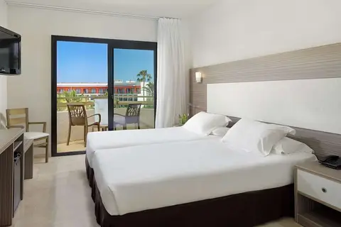 H10 Cambrils Playa in Cambrils — foto 23