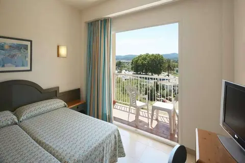 Invisa Hotel Es Pla in Sant Antoni de Portmany — foto 28