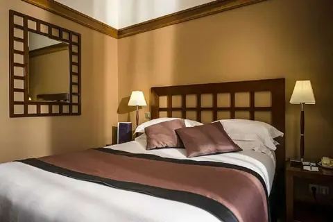 Best Western Plus Hotel Mercedes Arc de Triom in Parijs, foto 9