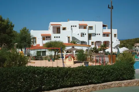 Apartamentos Blanco Sol in Sant Josep de sa Talaia — foto 11
