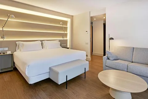 NH Sants Barcelona foto 1