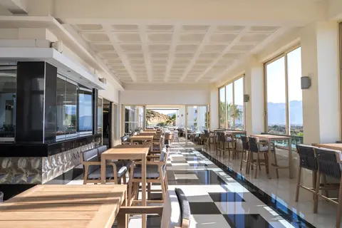 Grand Blue Beach Hotel in Καρδάμαινα — foto 15