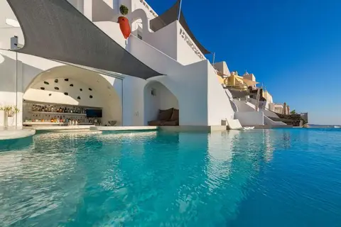 Athina Luxury Suites in Fira — foto 13