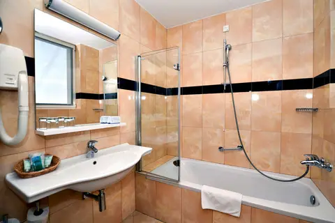 Hotel La Luna in Novalja — foto 13