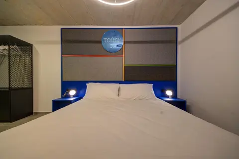 IKYK Hotel in San Ġiljan — foto 11