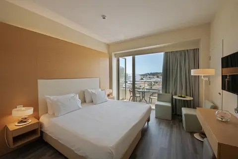 Capo Bay Hotel in Παραλίμνι — foto 24