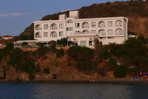E.J. Pyrgos Bay Hotel in Kato Pyrgos, foto 24