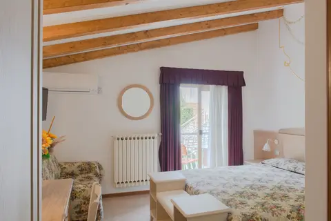 Hotel Lucia in Arias di Tremosine, foto 13