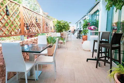 Hotel Rosales in es Pujols — foto 12