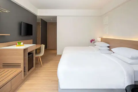 The Andaman Beach Hotel Phuket in ตำบลป่าตอง — foto 17