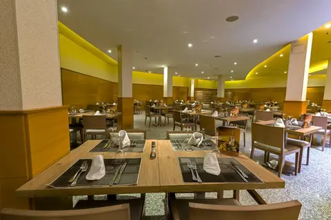 Madeira Centro in Benidorm — foto 27