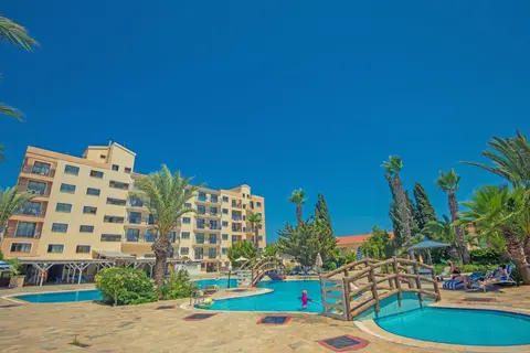 Tsokkos Gardens Hotel in Παραλίμνι — foto 6