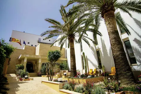 Universal Hotel Cabo Blanco in Colònia de Sant Jordi — foto 13