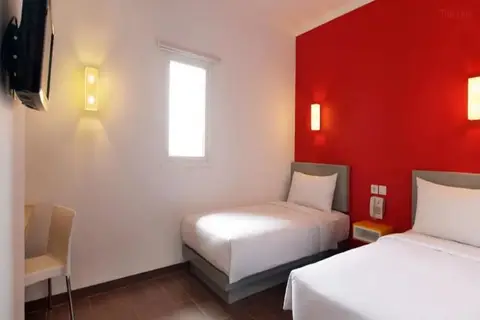 Kampi Hotel Legian in Kuta — foto 15