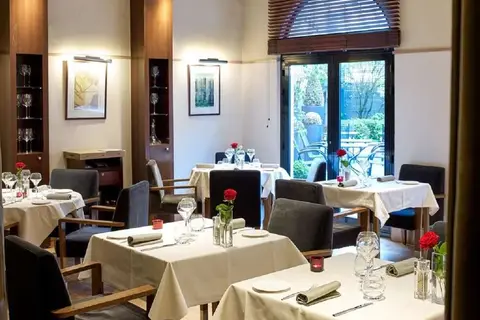 Grand Hotel Champs Elysees in Parijs, foto 7