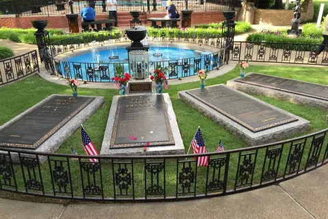 Rock 'N' Roll, Rockets and Elvis foto 5