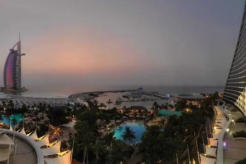 Jumeirah Beach Hotel in Dubai — foto 19