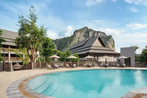 Holiday Inn Resort Krabi Ao Nang Beach in บ้านอ่าวนาง