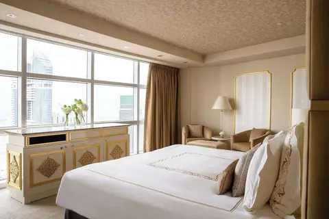 Jumeirah Emirates Towers in Dubai — foto 6