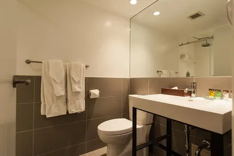 Elk and Avenue Hotel in Banff — foto 7