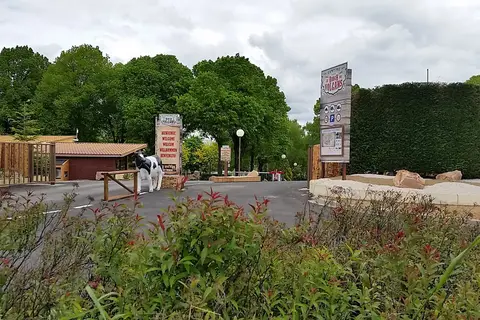 Camping Le Ranch Des Volcans in Châtel-Guyon — foto 7