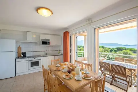 Pierre et Vacances Residence Arinella in Lumio, foto 11