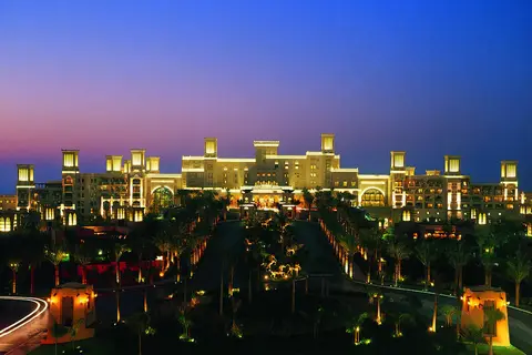 Jumeirah Al Qasr in Dubai — foto 12