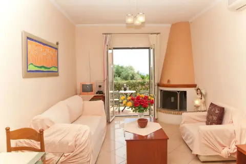Liocharis Apartments in Λουρδάτα — foto 6