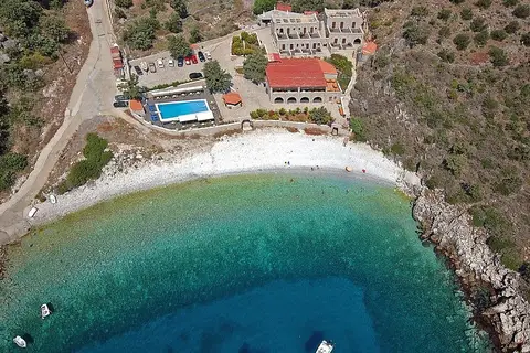 Lalloudes Seaside Accommodation in Νύφι