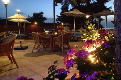 Hotel Poseidon in Δημοτική Ενότητα Βραχναιίκων — foto 8