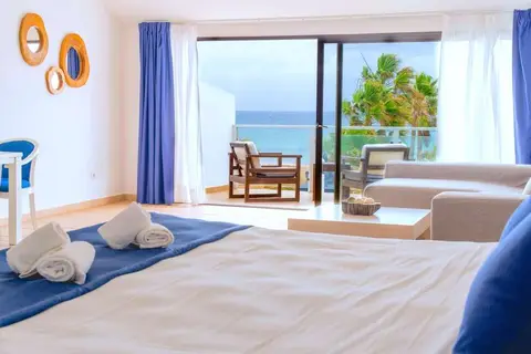 Hotel LIVVO Budha Beach in Santa Maria — foto 13