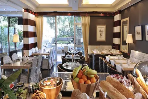 Sea View Hotel in Δήμος Γλυφάδας — foto 9