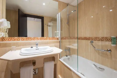 Leonardo Hotel Torremolinos in Torremolinos — foto 11