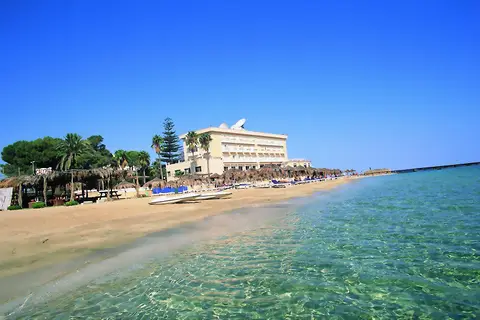Arkin Palm Beach Hotel in Gazimağusa — foto 2