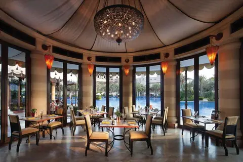 Jumeirah Al Qasr in Dubai — foto 8
