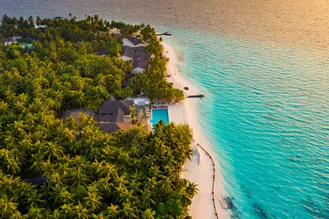 Fiyavalhu Maldives in Mandhoo