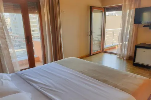 Hotel Nais Beach in Durres — foto 10