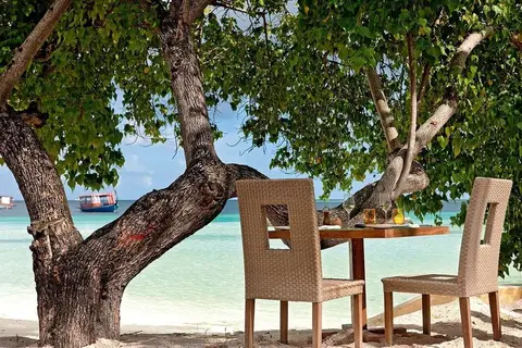 Constance Moofushi Maldives in Constance Moofushi Resort — foto 24