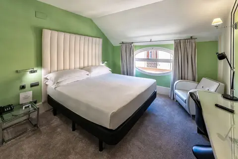 Mariposa Hotel in Málaga — foto 6