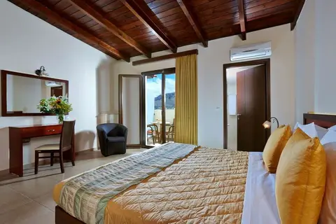St Constantin in Gouves Municipal Unit, foto 3