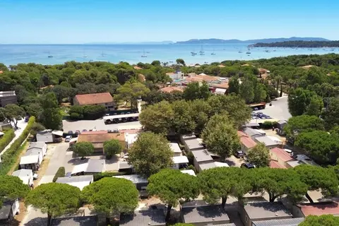 Camping La Bergerie Plage in Hyères