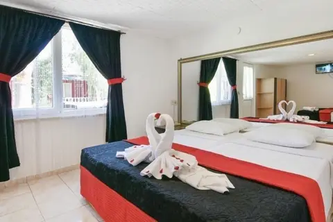 Altinkum Bungalow Hotel in Manavgat — foto 22