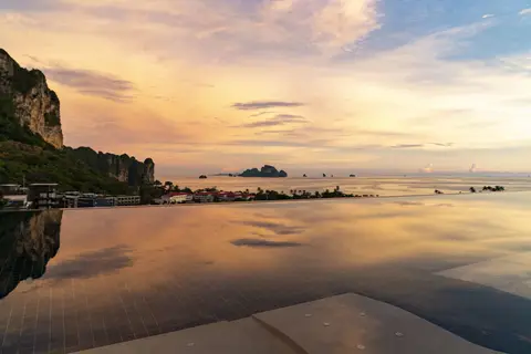 Avani Ao Nang Cliff Krabi Resort in Krabi — foto 10