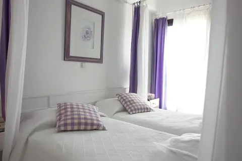 Paradise Art Hotel Andros in Andros — foto 18