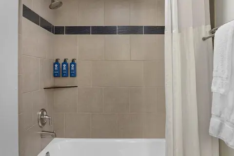 Peacock Suites in Anaheim, foto 24