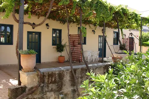 Summerland Hotel & Bungalows in Ιαλυσός — foto 23